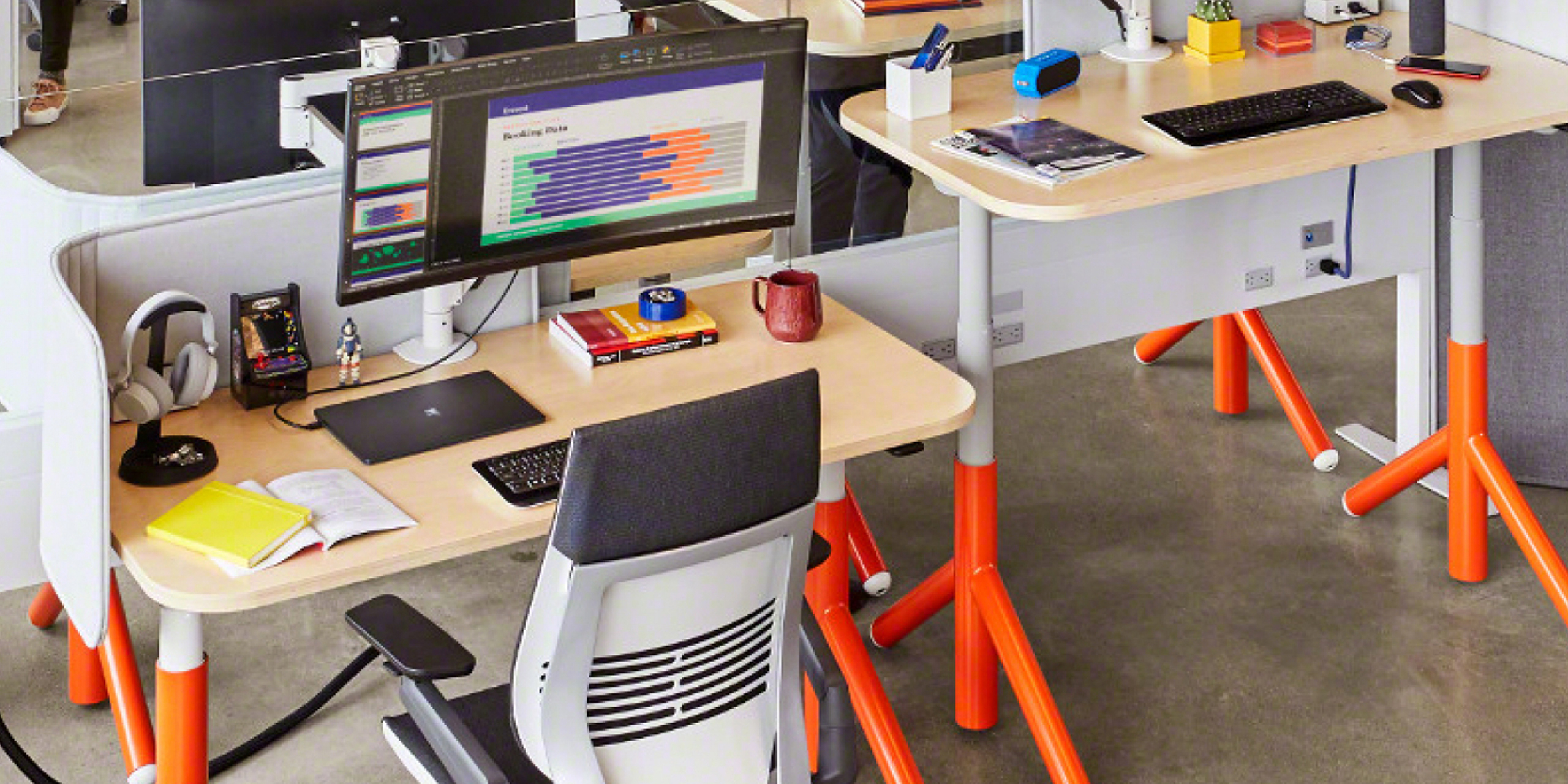 จัดพื้นที่ทำงาน modern office