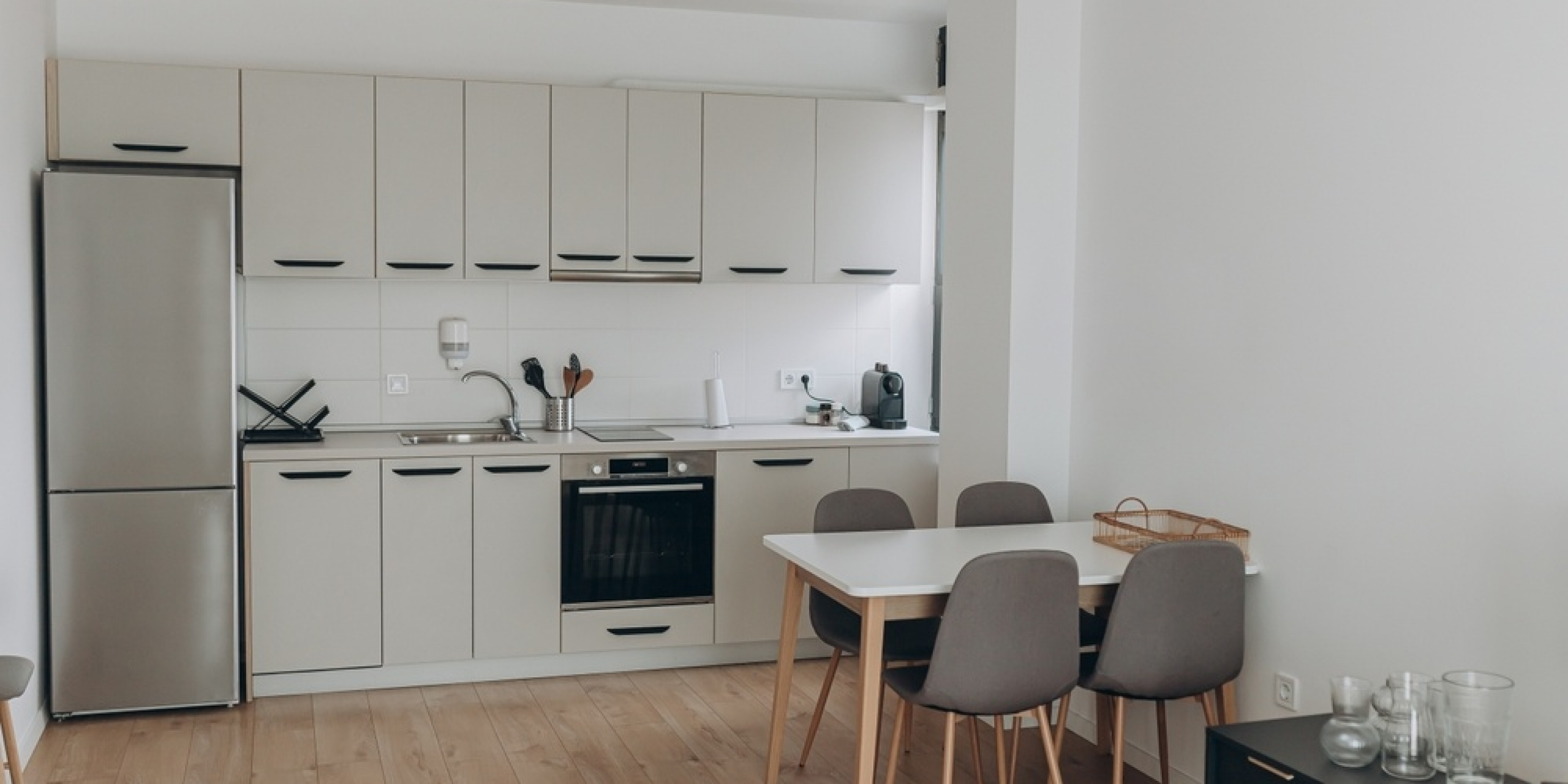 ชุดครัวสำเร็จรูปคือชุดครัวที่ประกอบจากโรงงาน-พร้อมติดตั้งได้ทันที